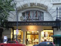 139 PC060649  WejÅcie do ksiÄgarni El Ateneo.