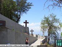 081 DSCN3256  Droga z krzyÅ¼ami prowadzi do Sanktuarium Niepokalanego PoczÄcia.