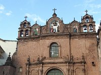 087 DSCN2024  Fasada koÅcioÅa Åw. Rodziny wzniesionego w latach 1723-35.