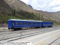 111 DSCN2162  Z Ollantaytamba (2750 m. n.p.m.) do Aguas Calientes (2000 m. n.p.m.) jechaliÅmy pociÄ
giem Perurail.