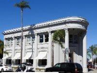 024 DSCN0289  Coronado, czyli miasto korony. KlasycyzujÄ
cy budynek banku Coronado przy gÅÃ³wnej ulicy miasteczka.