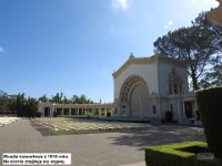 041 DSCN0364  Muszla koncertowa z 1915 roku. Na scenie znajdujÄ
 siÄ organy.